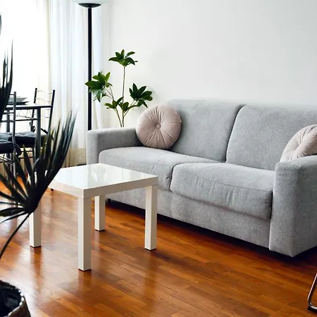 Lagoon 313 Apartament